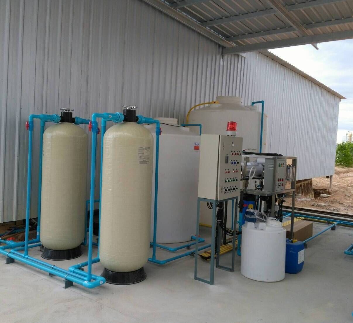 เครื่องกรองน้ำ DI ระบบผลิตน้ำ DI WATER ผลิตน้ำบริสุทธิ์ เครื่องกรองน้ำกลั่นดีไอ เครื่องทำน้ำดีมิน Demin Deionized DI Water 